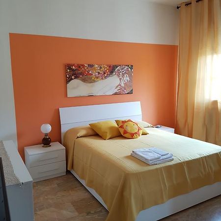 B&B Soleluna Massa Fiscaglia Kültér fotó