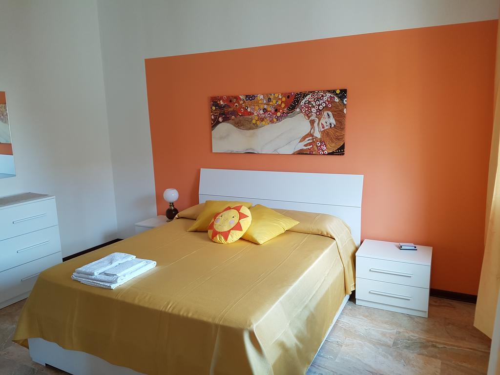 B&B Soleluna Massa Fiscaglia Kültér fotó